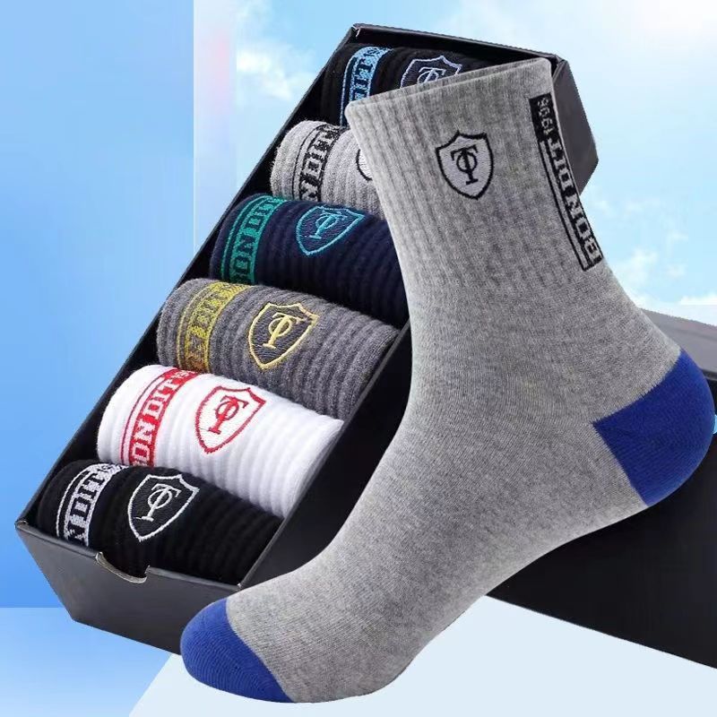 Men Casual Daily Mid-Tube Socks Printed Shield Pattern Socks